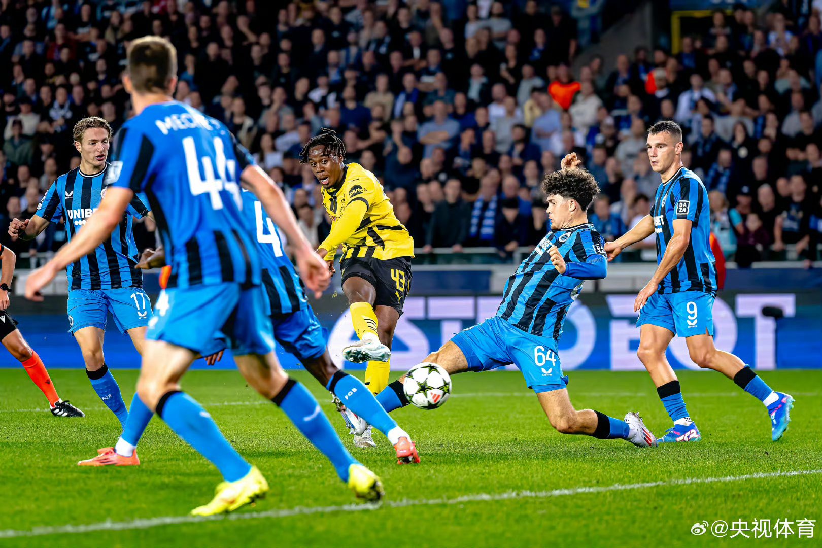 安卓版-清晨斯图加特备战欧超杯，迎来里程碑细节曝光，震撼外界，细节决定成败(斯图加特德乙冠军视频)