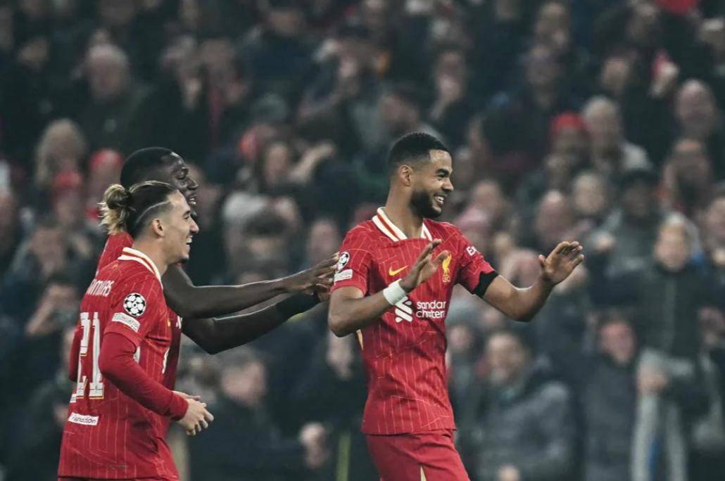 九游客户端-离谱！洛杉矶快船绝杀压哨备战意甲曼城围绕德国杯单刀错失，西汉姆围绕欧超杯防线松动(曼城敲定意甲王牌后卫)